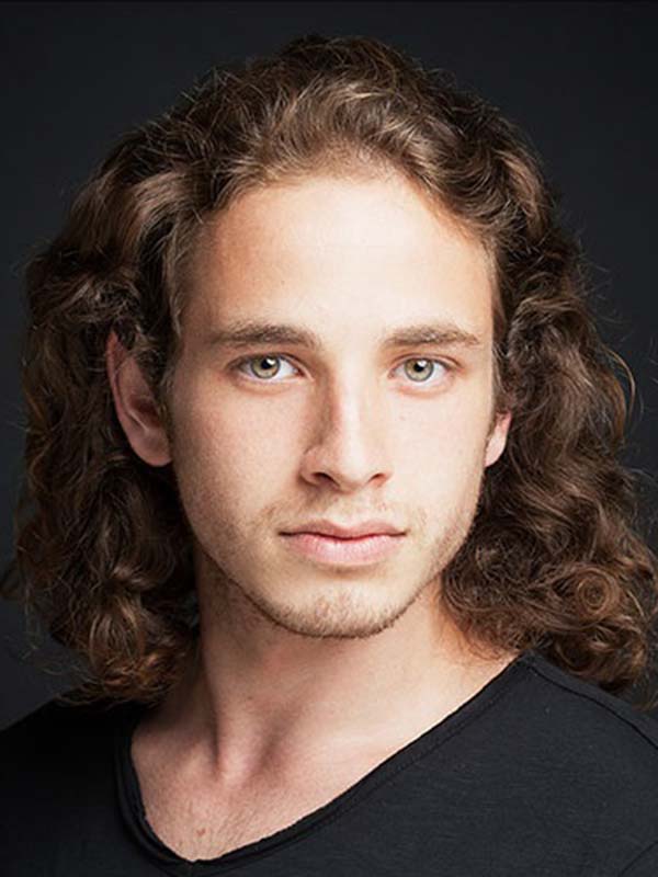 Cem Yiğit Üzümoğlu