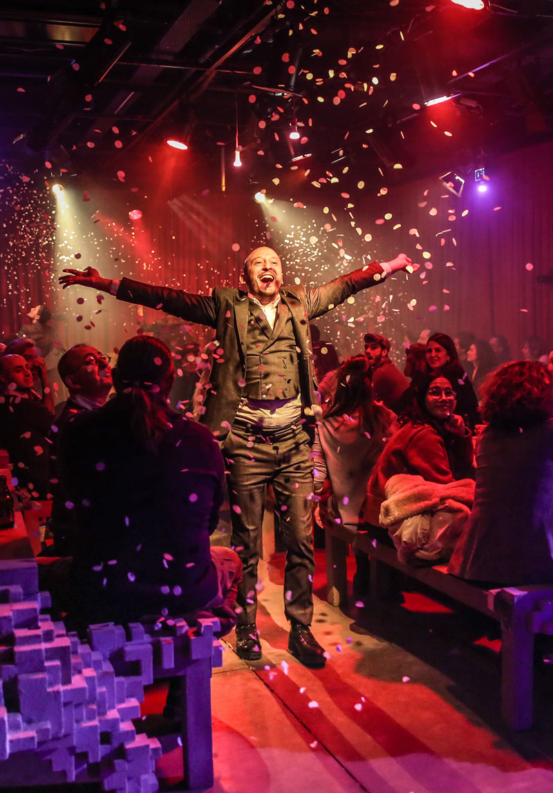 Prudencia Hart ve Bir Tuhaf Dibe Vurma Öyküsü Galeri 17