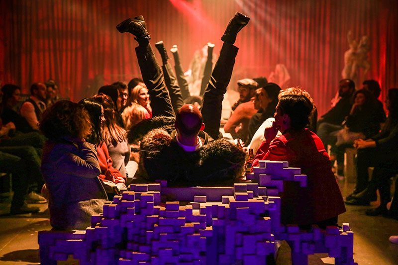 Prudencia Hart ve Bir Tuhaf Dibe Vurma Öyküsü Galeri 10