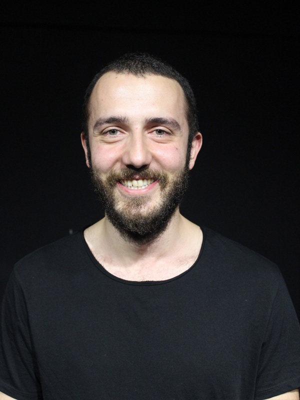 Adem Akyazıcı