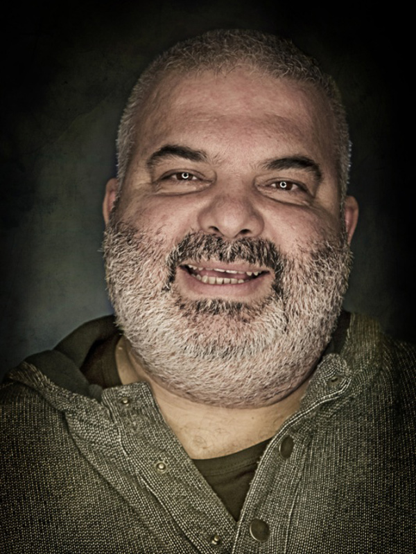 Deniz Oral