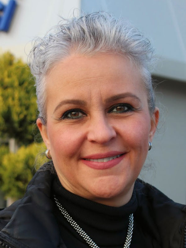 İpek Çeken