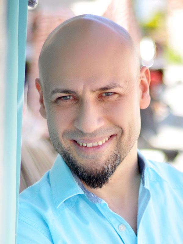 Kahraman Tazeoğlu