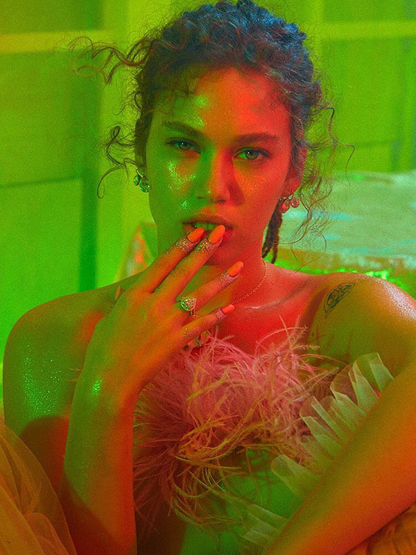 Melisa Şenolsun Galeri 4