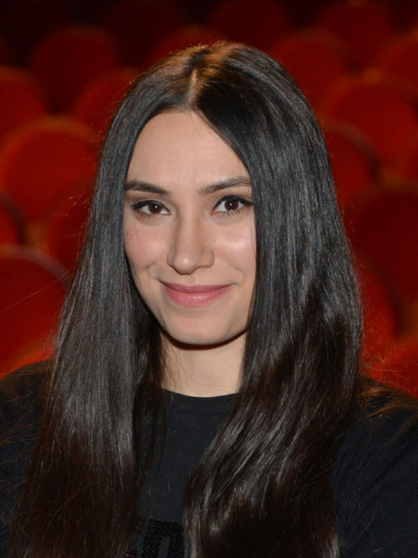 Özge Aydın