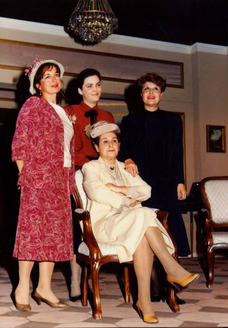 Dört Kızkardeş Poster