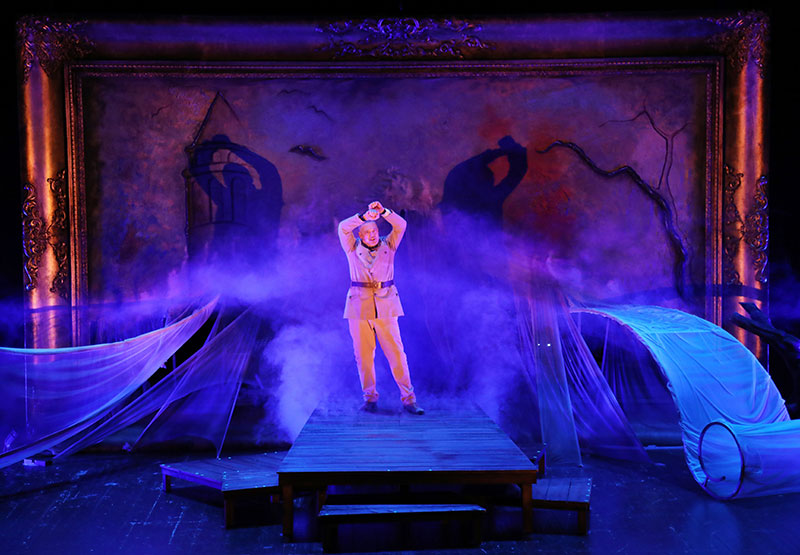 Rüstemoğlu Cemal'in Tuhaf Hikayesi Galeri 5