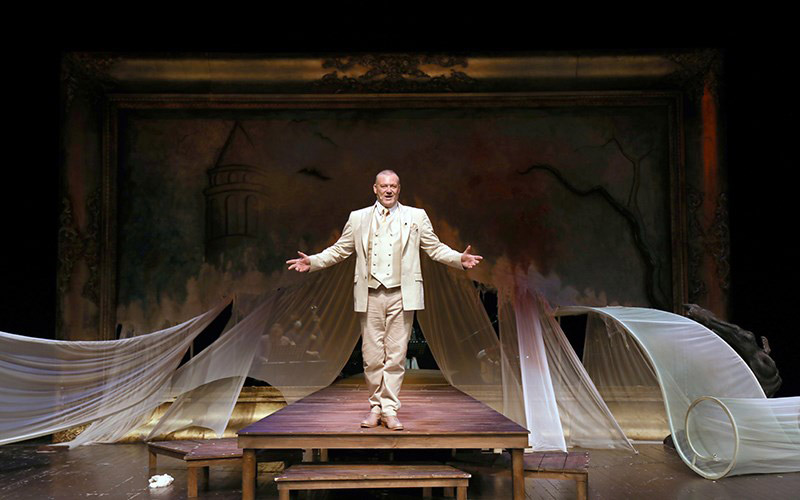 Rüstemoğlu Cemal'in Tuhaf Hikayesi Galeri 7