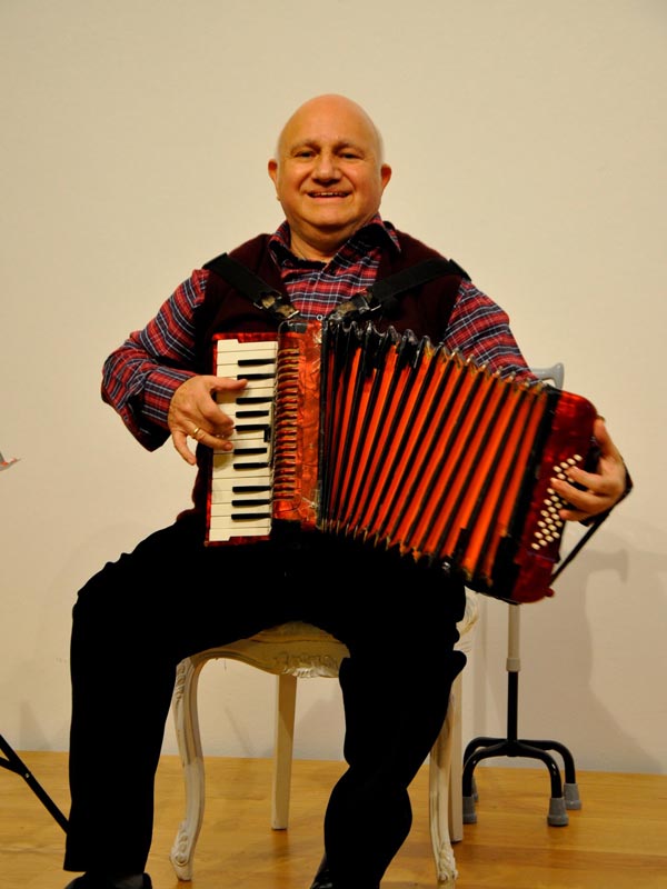 Edward Aris Galeri 2