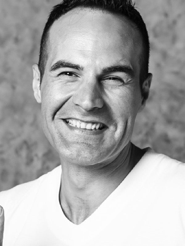 Enis Aybar Galeri 2