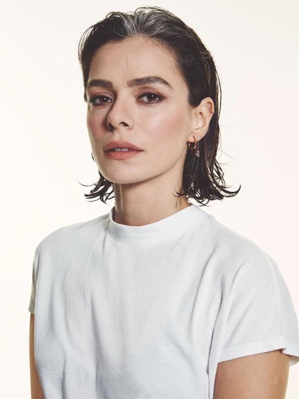 Özge Özpirinçci Resmi