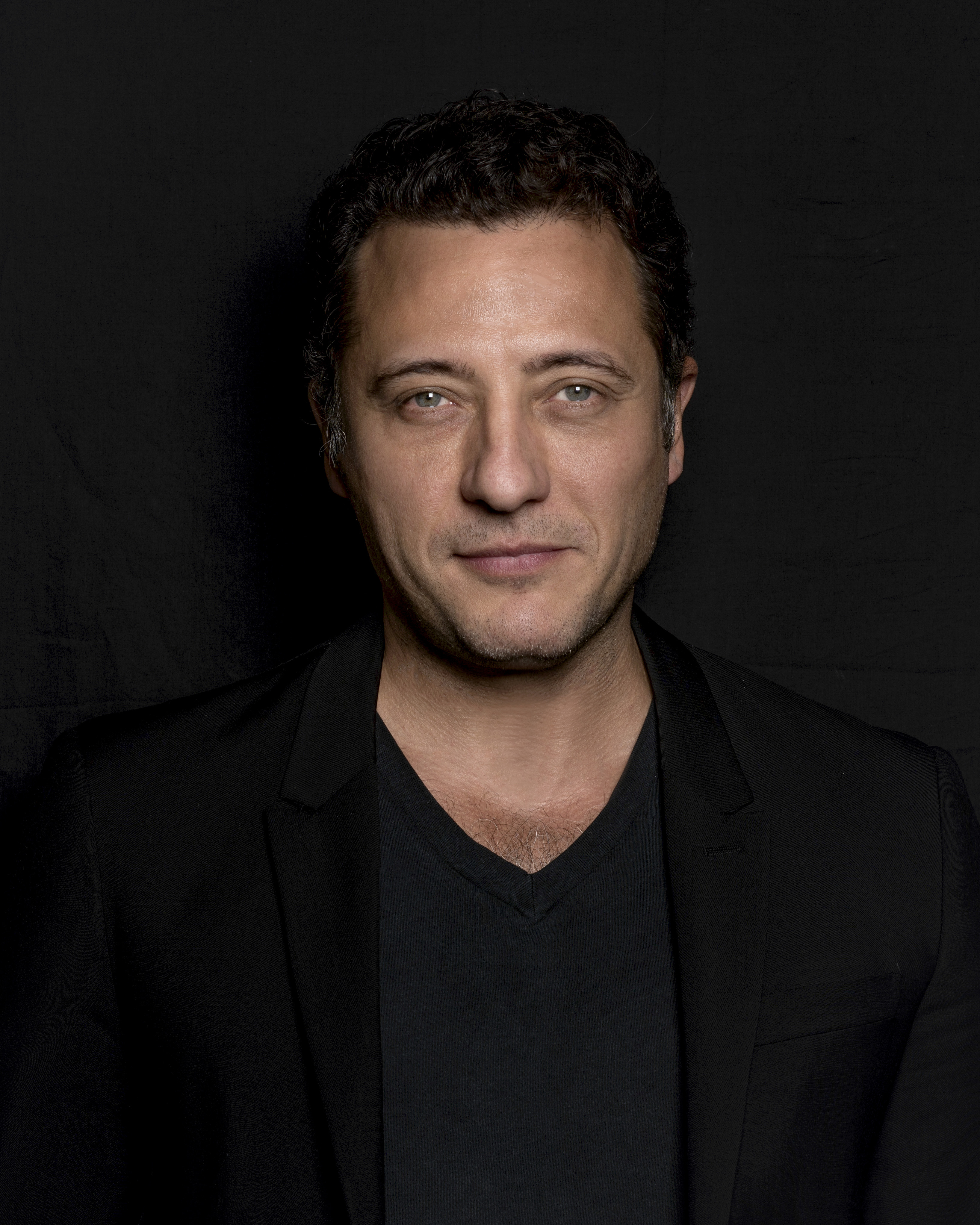 Yiğit Özşener Resmi