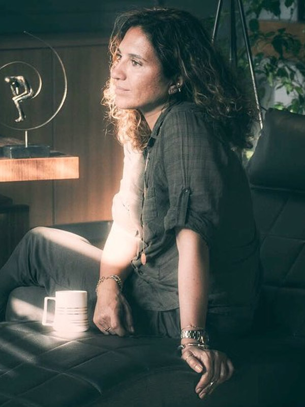 Zeynep Koloğlu