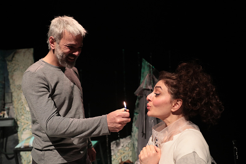 Dördüncü Ay Galeri 14