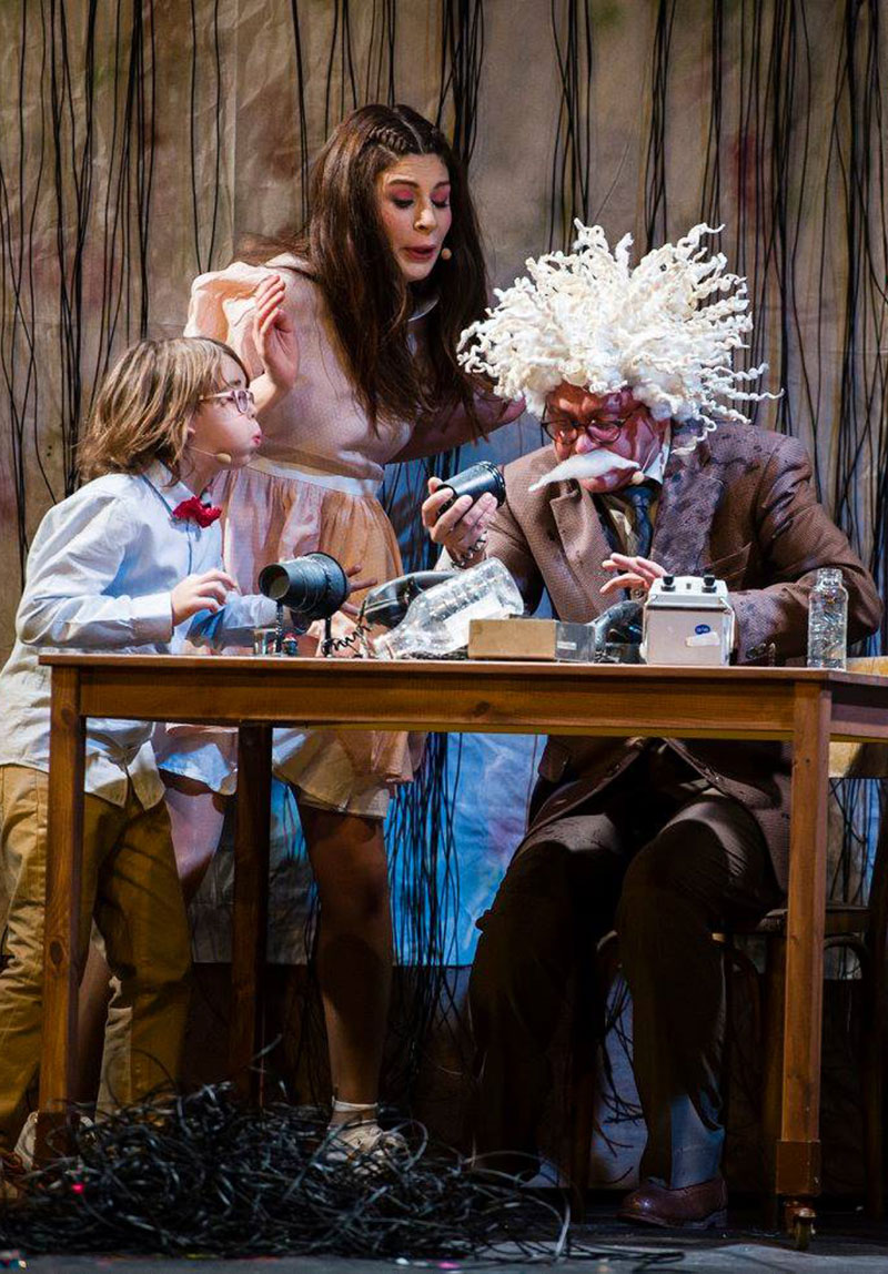 Fantastik Hikayeler Makinesi Poster