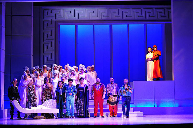 La Belle Hélène Galeri 7