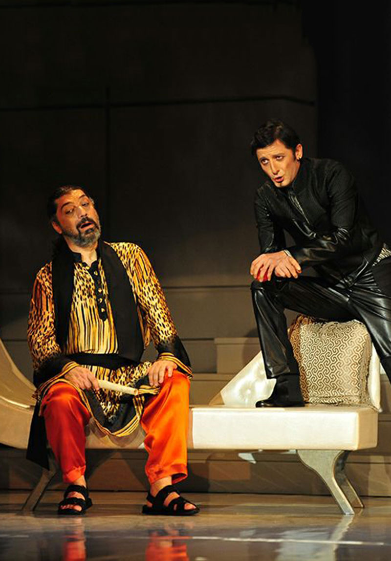 La Belle Hélène Galeri 9