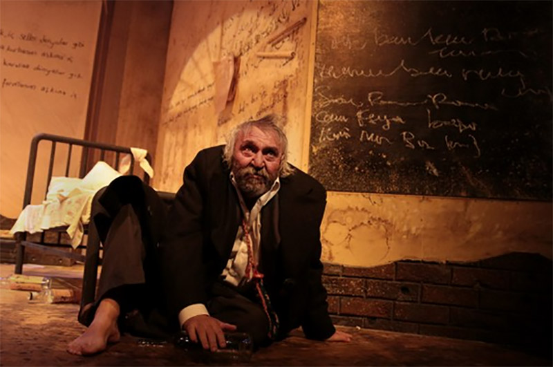 Neyzen Tevfik Galeri 10