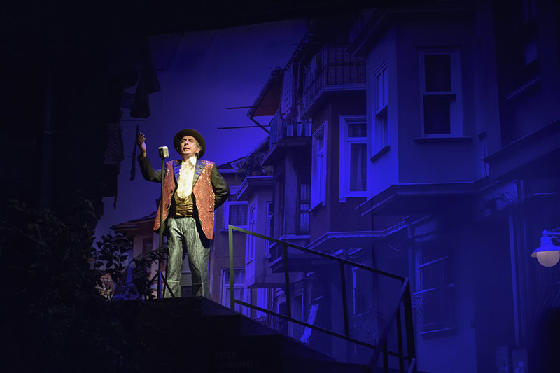 Tersine Dünya Galeri 8